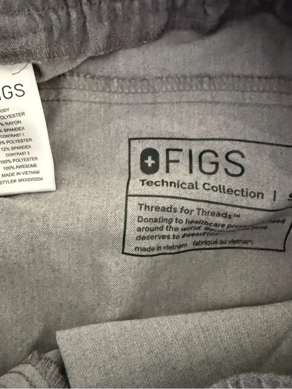 FIGS Scrub Set Small Gray Pink Ribbon Cancer Awareness Tansen Pants Chisec Top